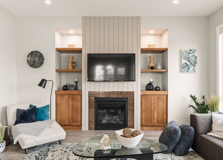 2-web-or-mls-5201 E Green Crescent-2